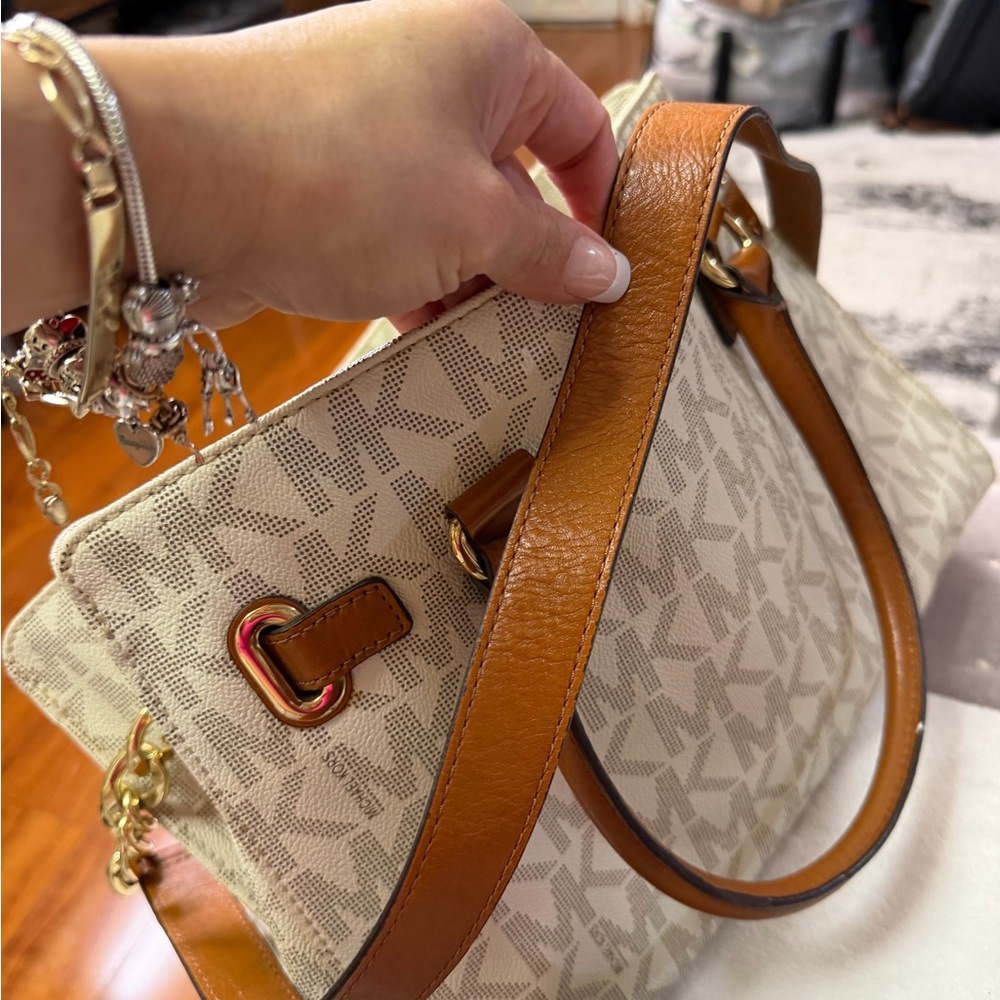 Michael Kors Tan and Cream Shoulder Bag